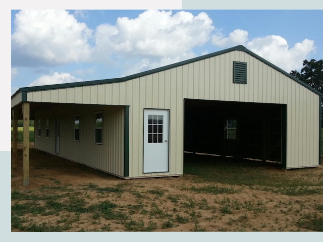 Строительство конюшен в Полевской